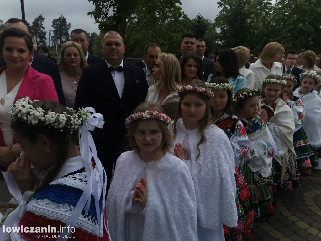 Pierwsza Komunia Święta w kościele w Domaniewicach