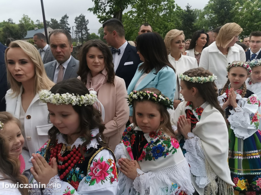 Pierwsza Komunia Święta w kościele w Domaniewicach