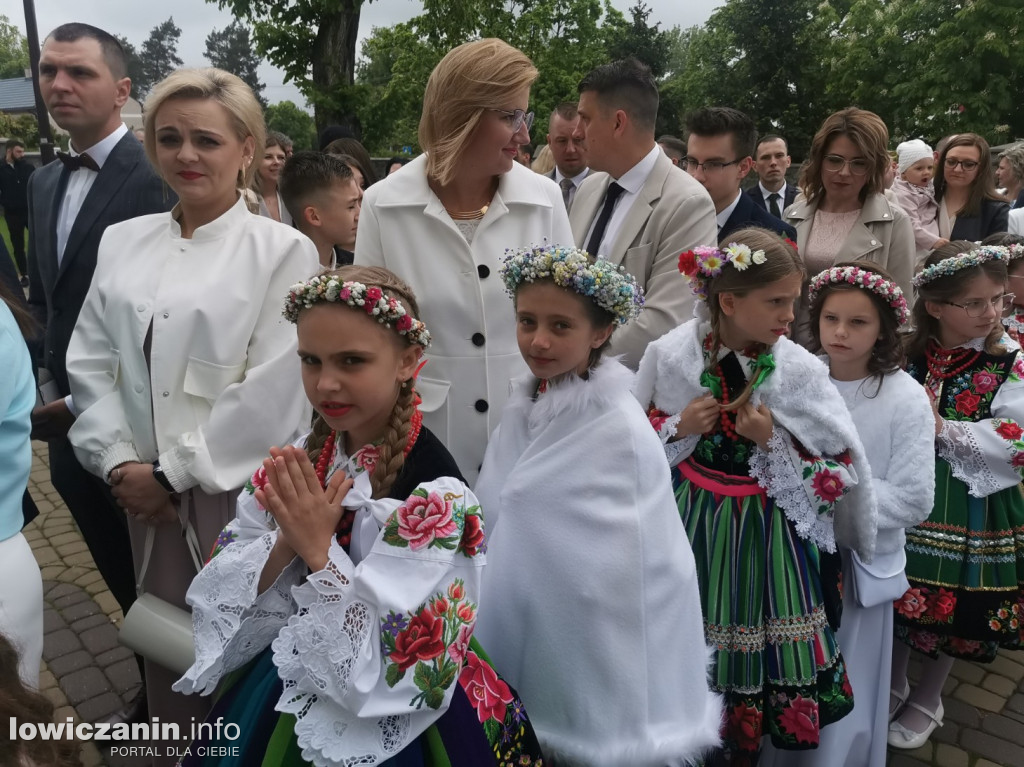 Pierwsza Komunia Święta w kościele w Domaniewicach
