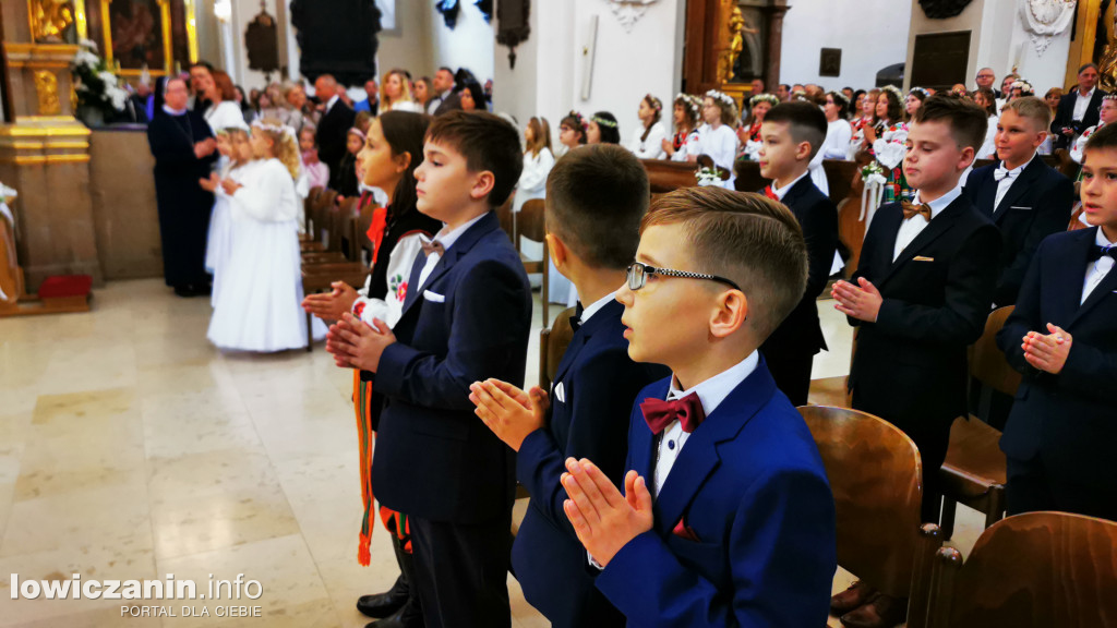Druga tura tegorocznej (2025) Pierwszej Komunii Świętej w parafii katedralnej w Łowiczu