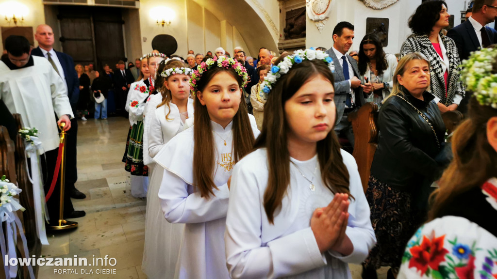 Druga tura tegorocznej (2025) Pierwszej Komunii Świętej w parafii katedralnej w Łowiczu