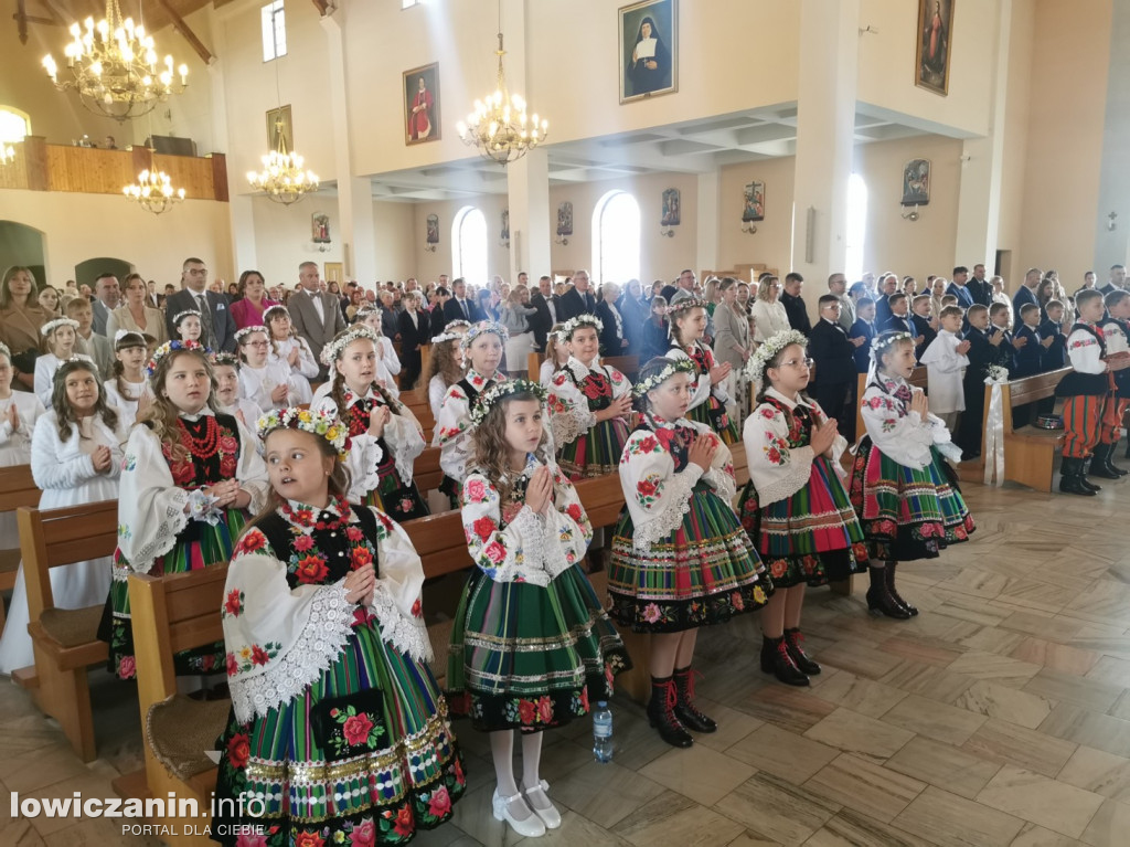 Pierwsza Komunia święta w kościele Chrystusa Dobrego Pasterza w Łowiczu
