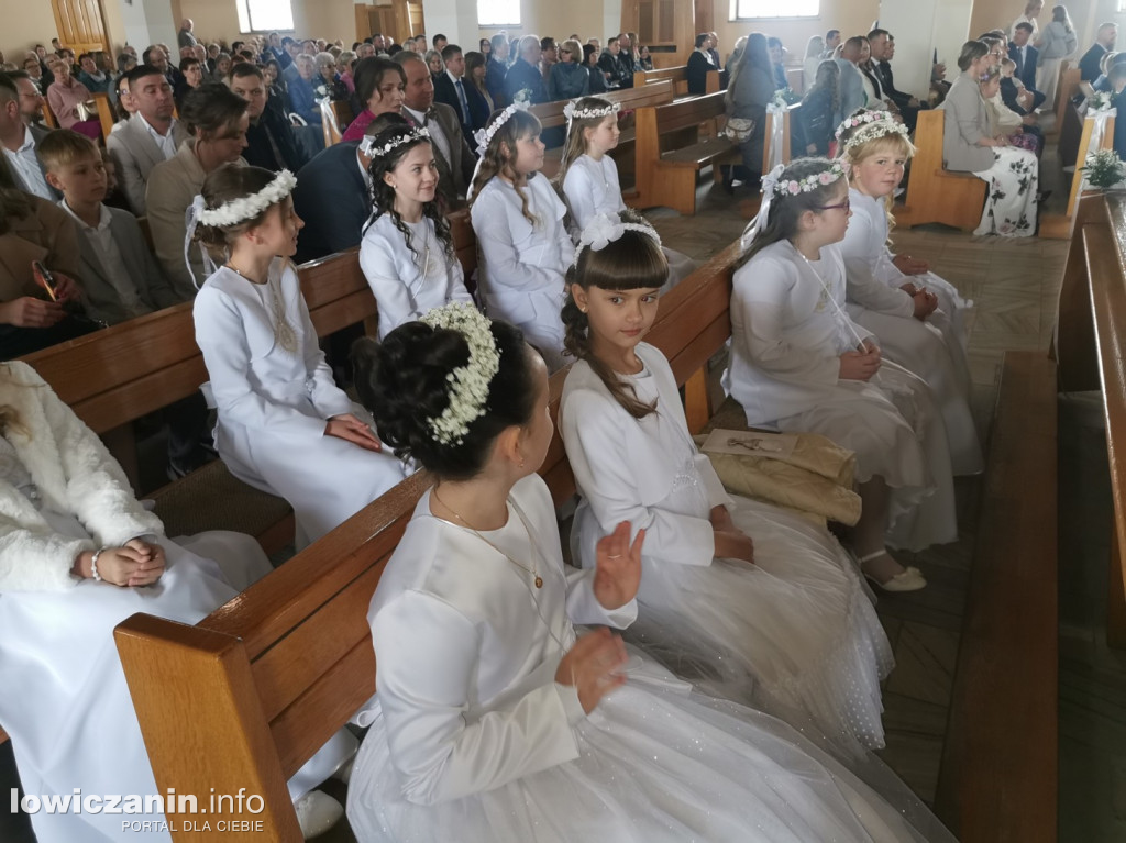 Pierwsza Komunia święta w kościele Chrystusa Dobrego Pasterza w Łowiczu