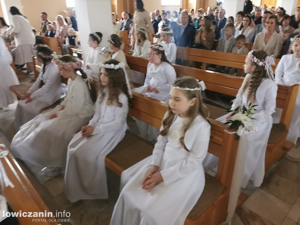 Pierwsza Komunia święta w kościele Chrystusa Dobrego Pasterza w Łowiczu
