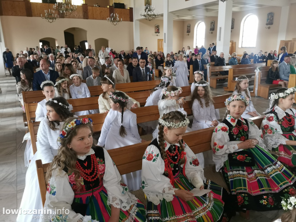 Pierwsza Komunia święta w kościele Chrystusa Dobrego Pasterza w Łowiczu