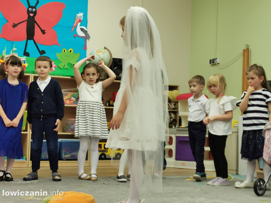 Dzień Mamy w Przedszkolu Nr 1 w Łowiczu