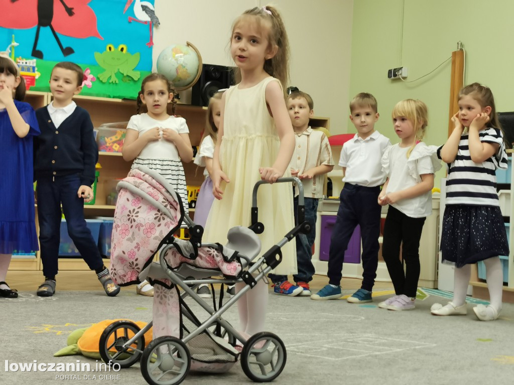 Dzień Mamy w Przedszkolu Nr 1 w Łowiczu