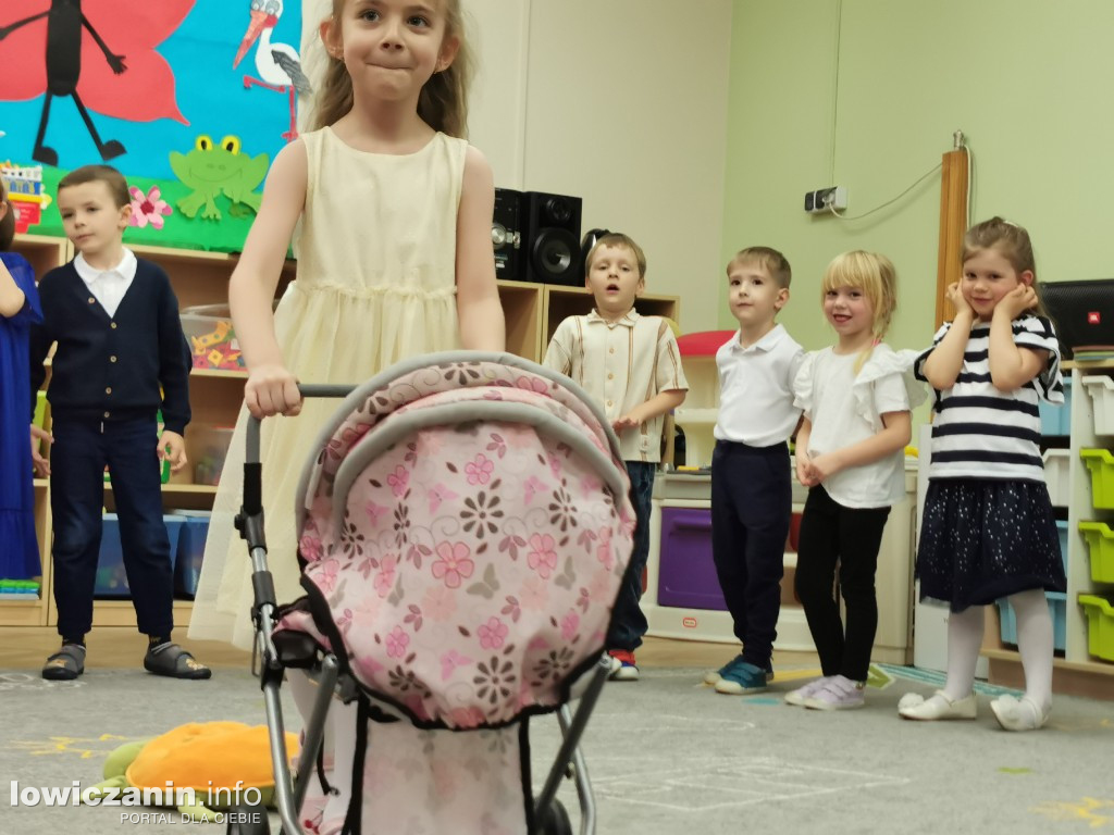 Dzień Mamy w Przedszkolu Nr 1 w Łowiczu
