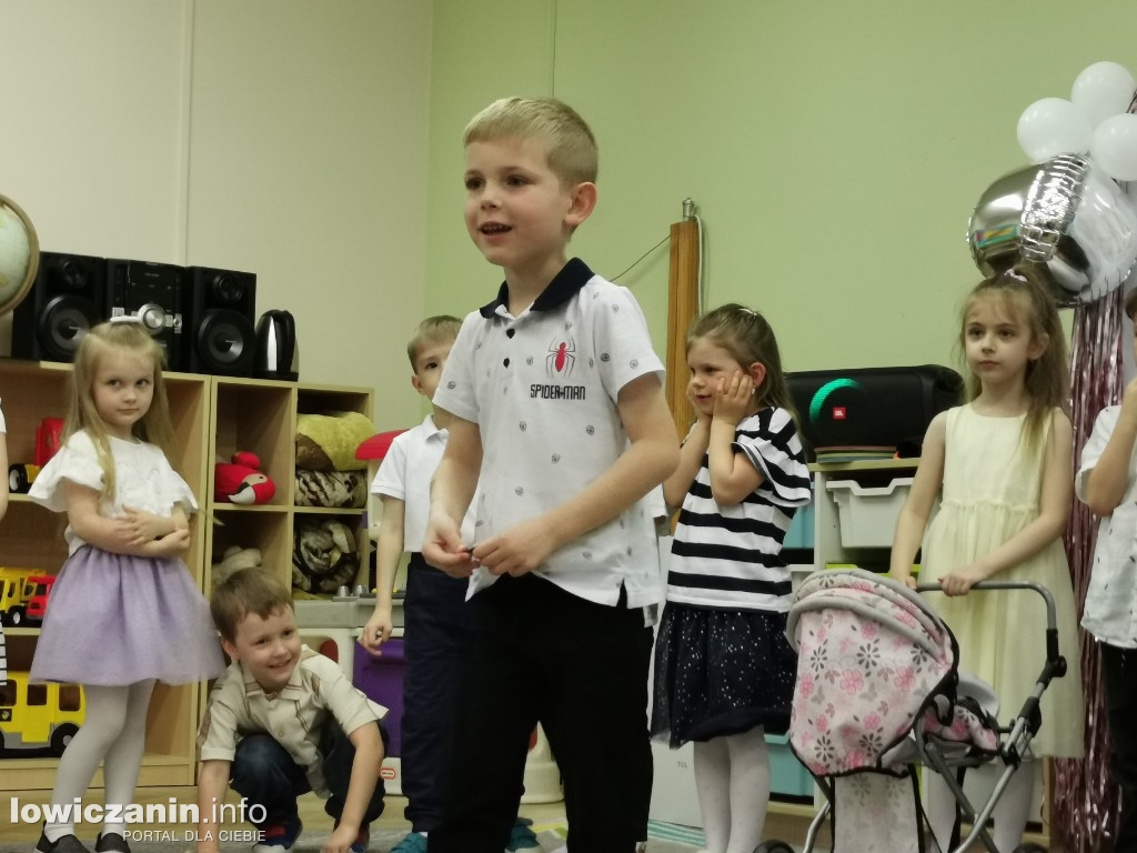 Dzień Mamy w Przedszkolu Nr 1 w Łowiczu