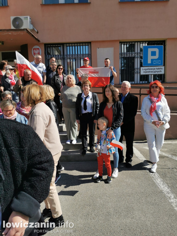 Wyjazd z Łowicza zwolenników Karola Nawrockiego