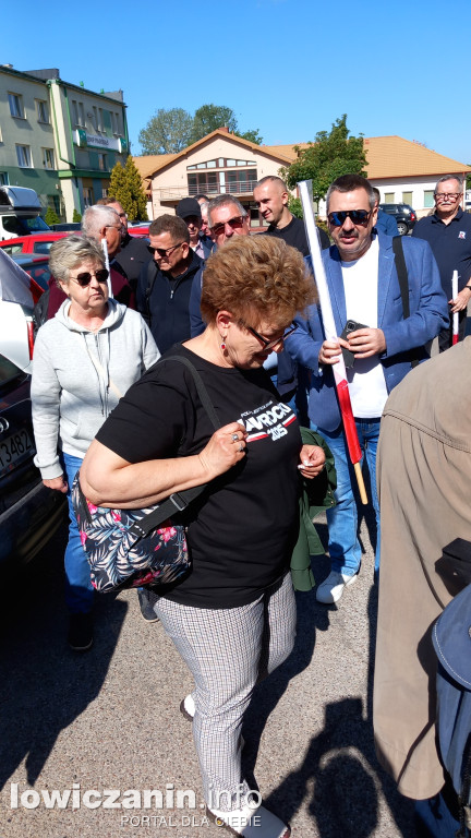 Wyjazd z Łowicza zwolenników Karola Nawrockiego