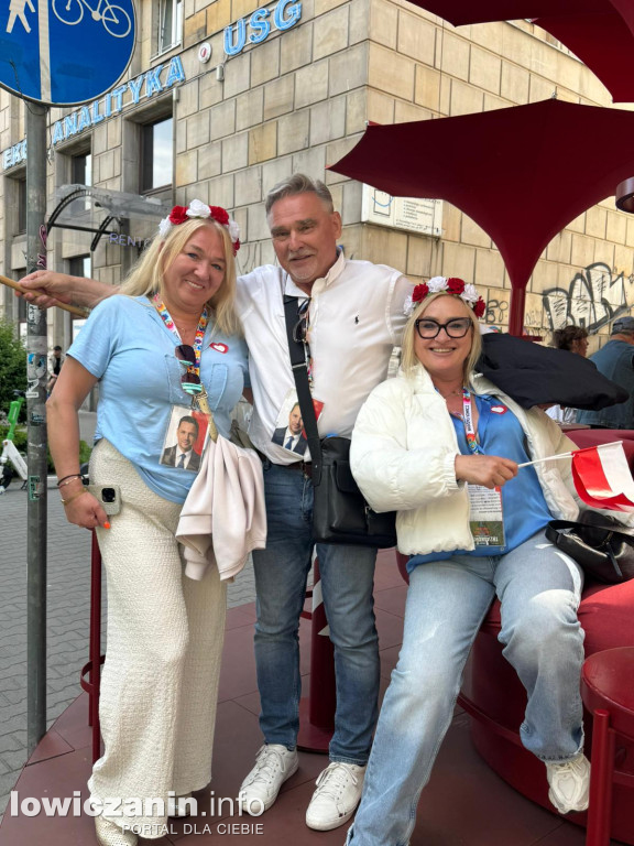 Łowiczanie na marszu Rafala Trzaskowskiego
