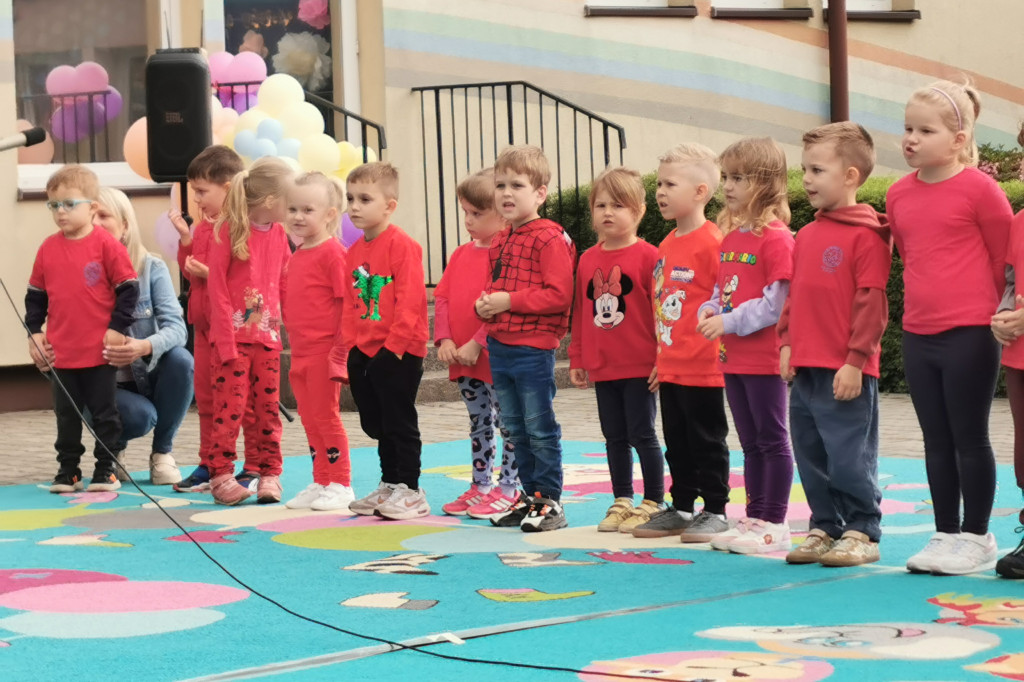 Dzień Mamy w Przedszkolu pod Tęczą