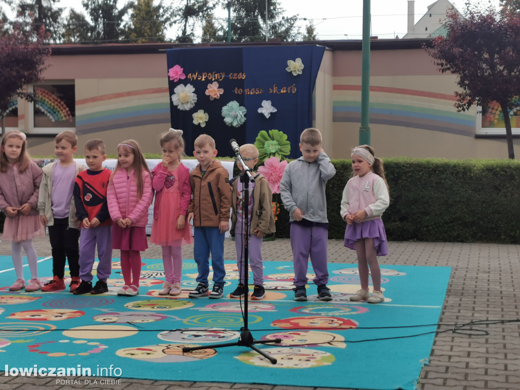 Dzień Mamy w Przedszkolu pod Tęczą