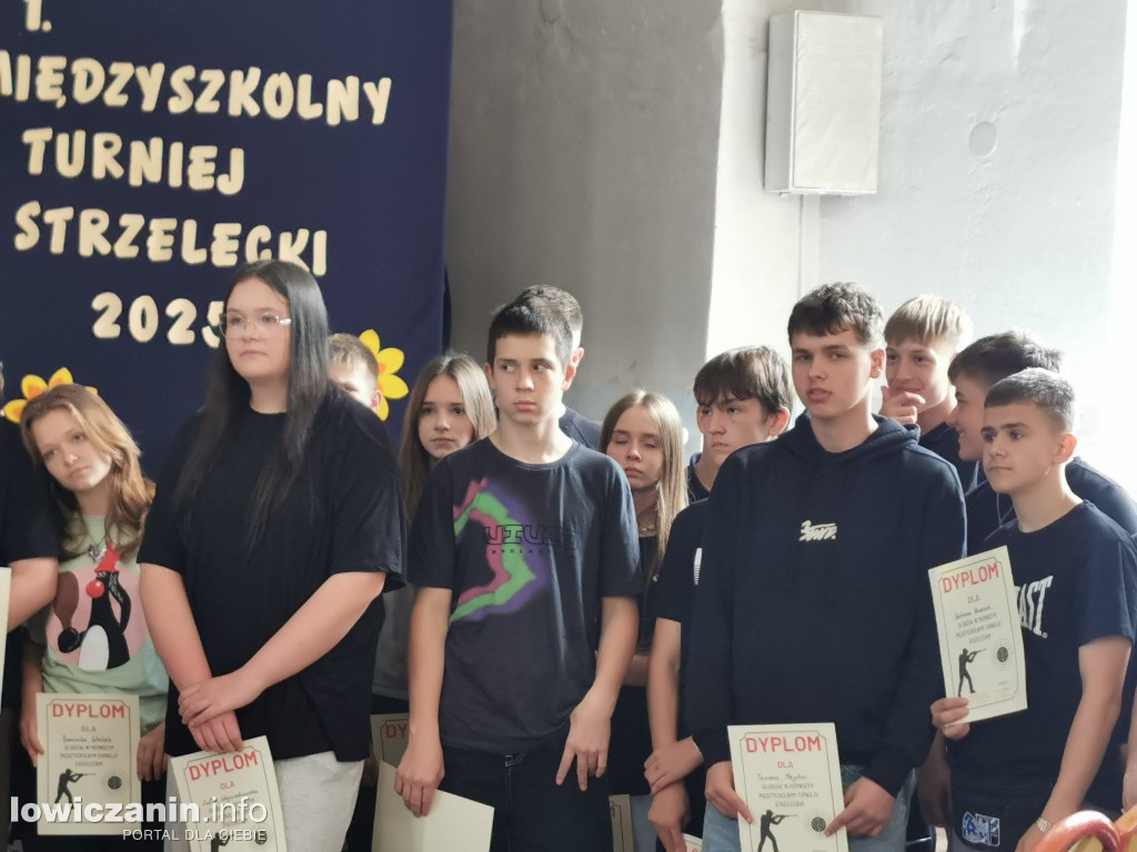 Miedzyszkolny Turniej Strzelecki w ZST w Łowiczu