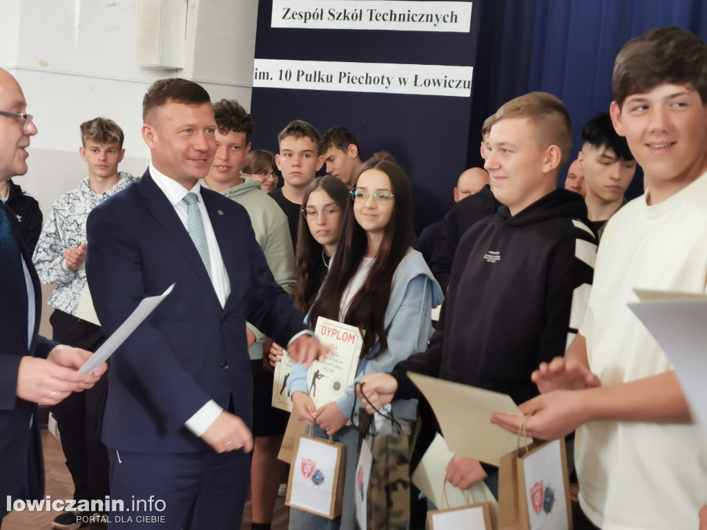 Miedzyszkolny Turniej Strzelecki w ZST w Łowiczu