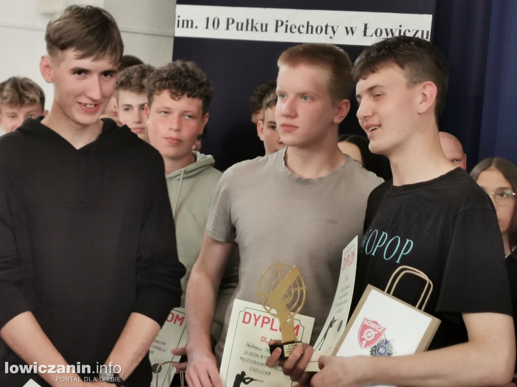 Miedzyszkolny Turniej Strzelecki w ZST w Łowiczu