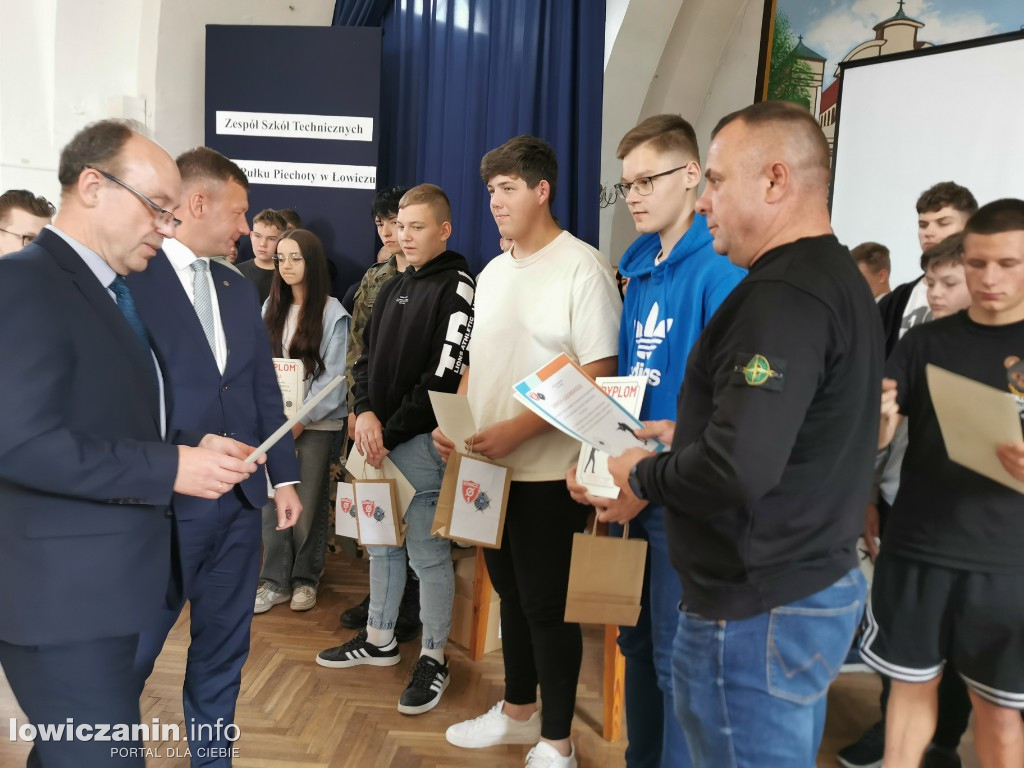 Miedzyszkolny Turniej Strzelecki w ZST w Łowiczu