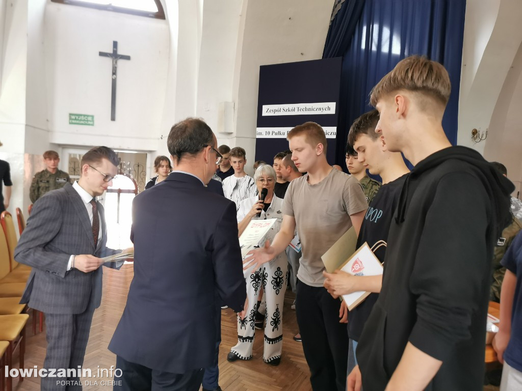 Miedzyszkolny Turniej Strzelecki w ZST w Łowiczu