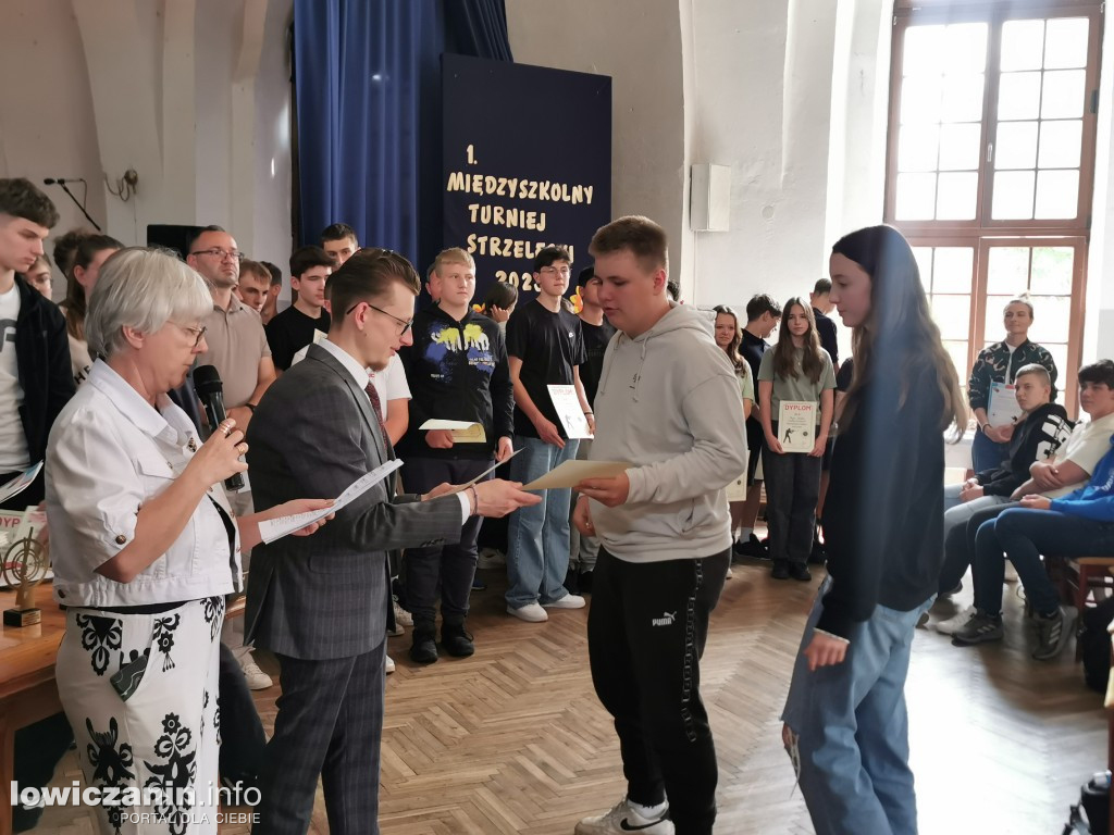 Miedzyszkolny Turniej Strzelecki w ZST w Łowiczu