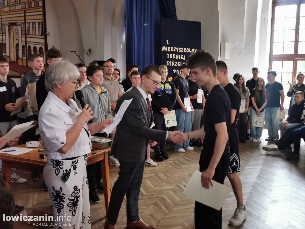 Miedzyszkolny Turniej Strzelecki w ZST w Łowiczu