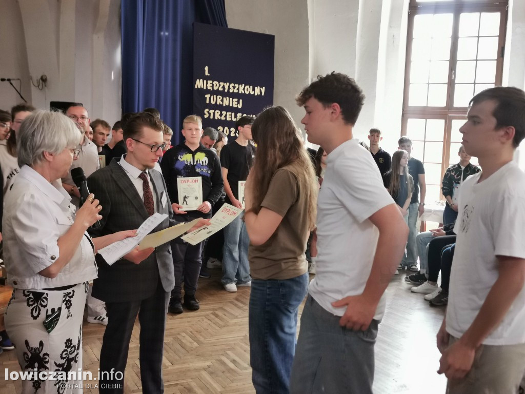 Miedzyszkolny Turniej Strzelecki w ZST w Łowiczu