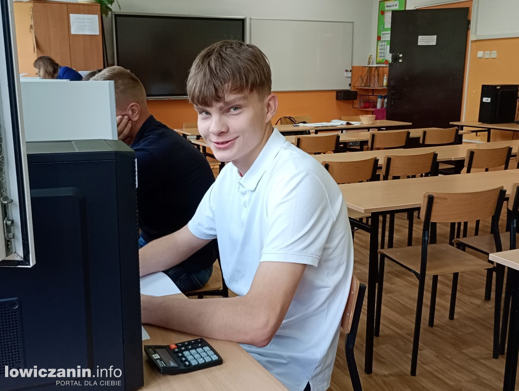 Egzaminy zawodowe w ZS nr 1 w Bratoszewicach