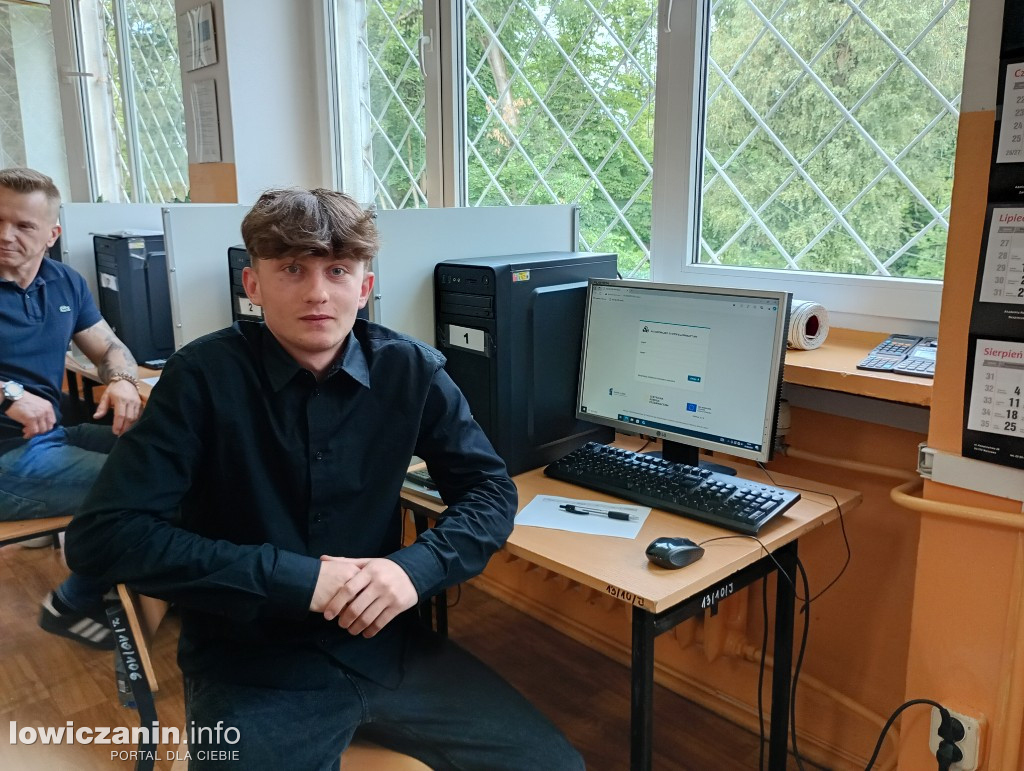 Egzaminy zawodowe w ZS nr 1 w Bratoszewicach