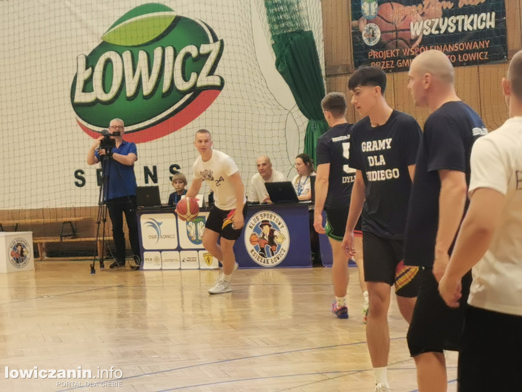 Łowicz. Charytatywny mecz dla Maćka Fudały