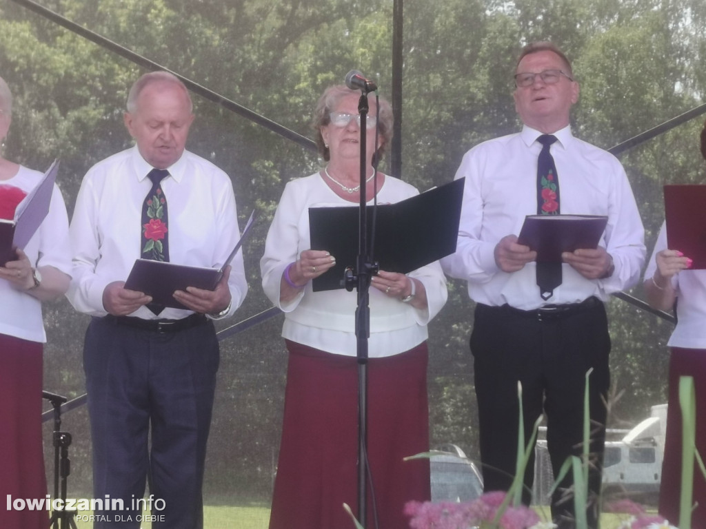 Przegląd zespołów śpiewaczych w Chąśnie