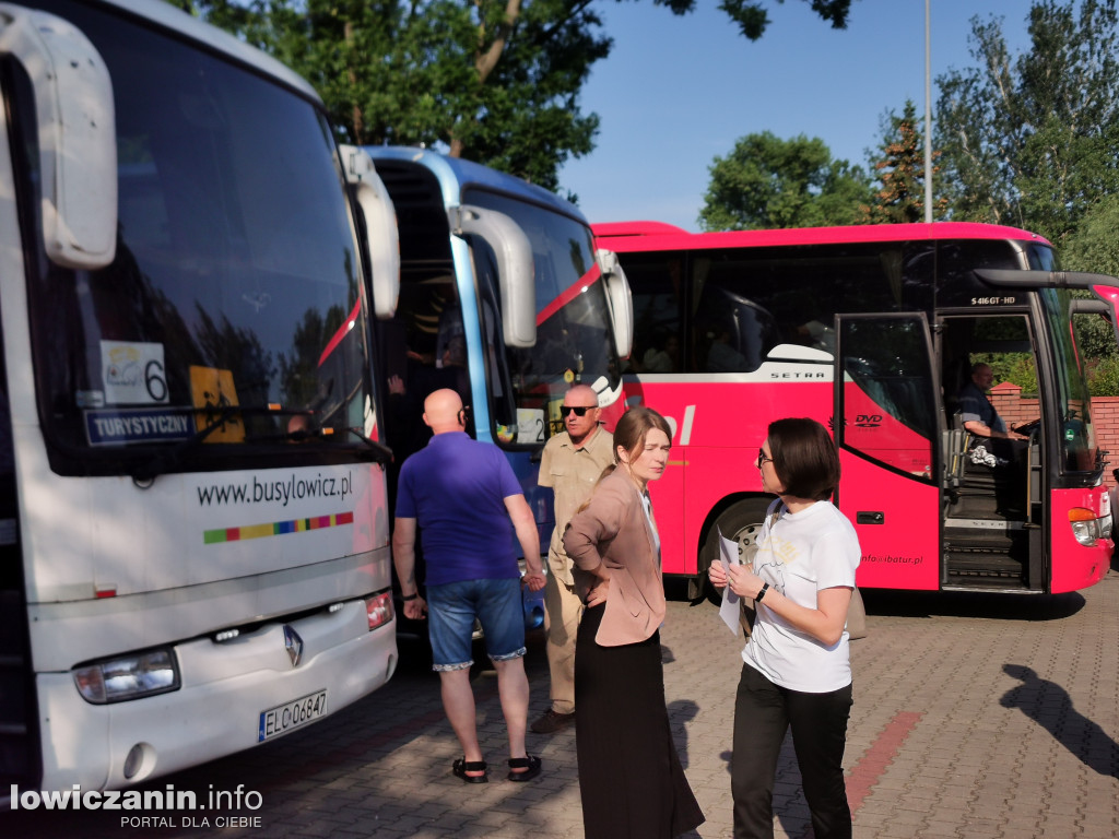 450 osób wyruszyło z Łowicza do Gniezna