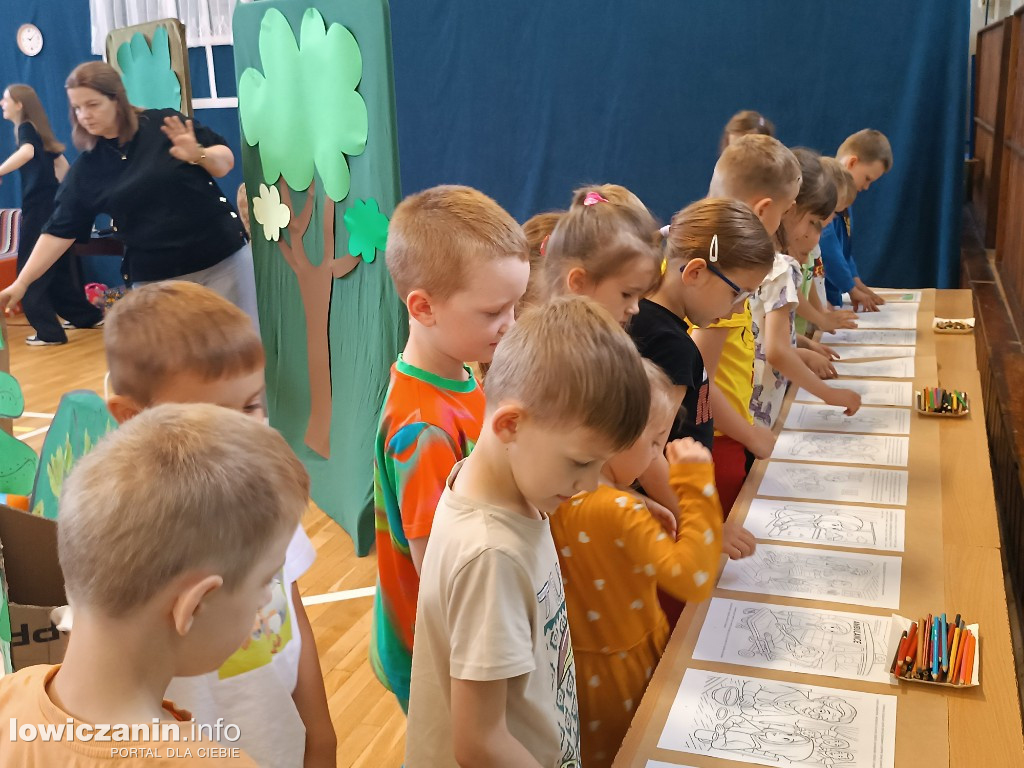Sp4. Czerwony Kapturek uczy pierwszej pomocy