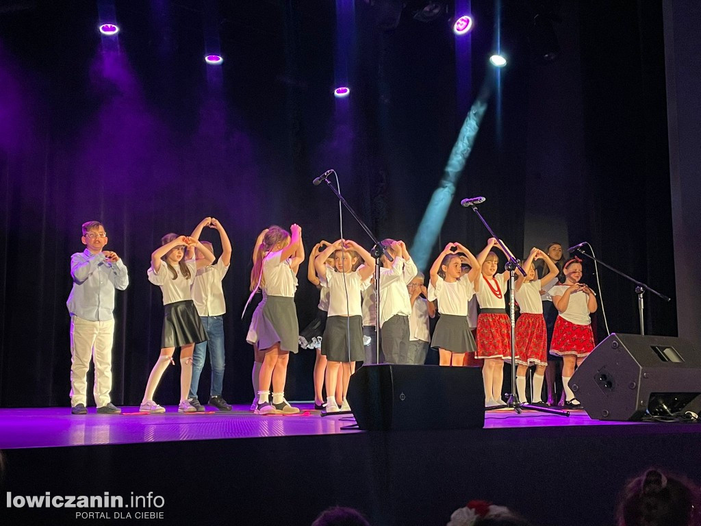 Głowno SP2. Koncert z okazji Dnia Rodziny w MOK