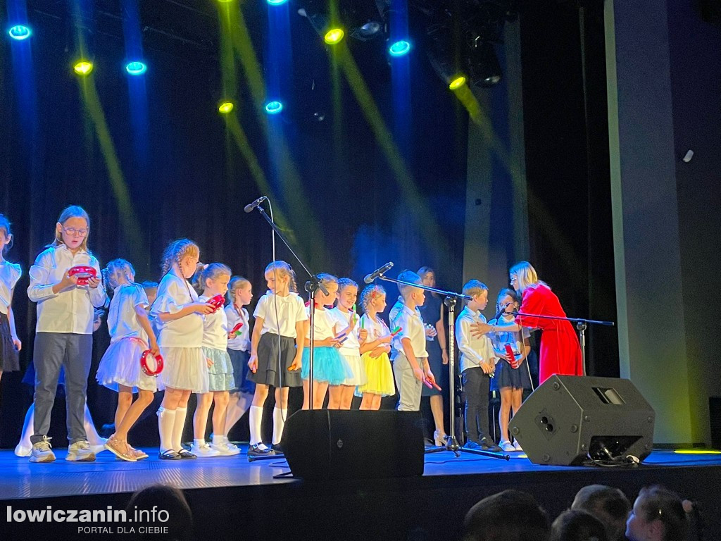 Głowno SP2. Koncert z okazji Dnia Rodziny w MOK