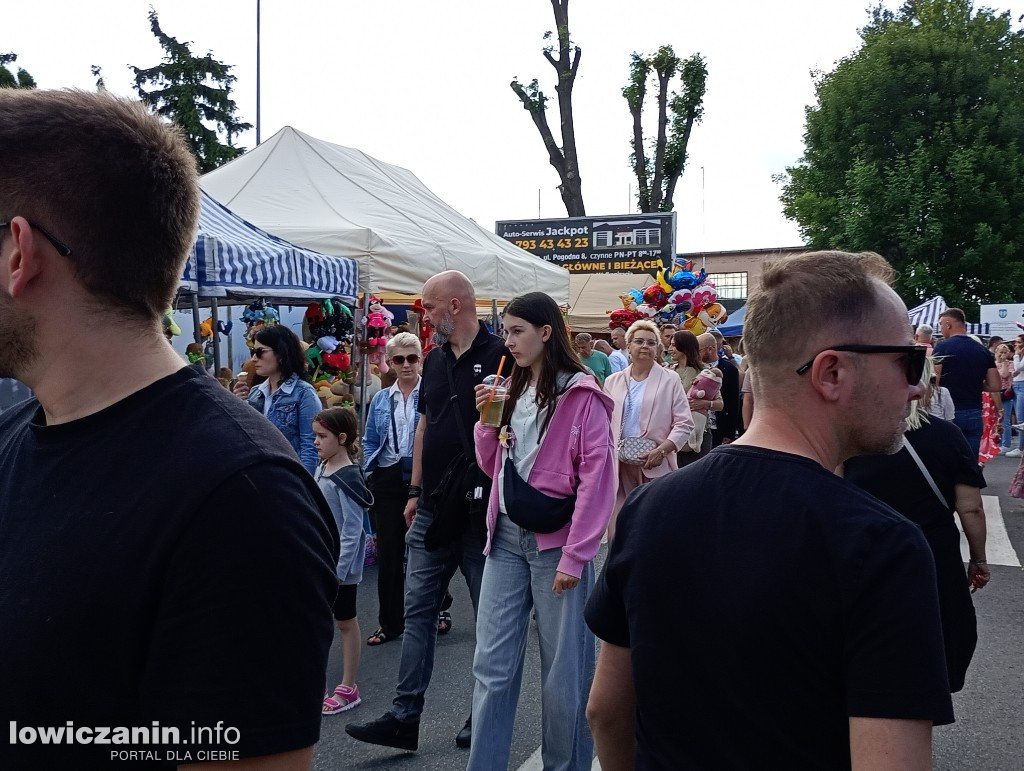 Biennale Folkloru i dużo rozrywki w Parku Błonie na Boże Ciało w Łowiczu
