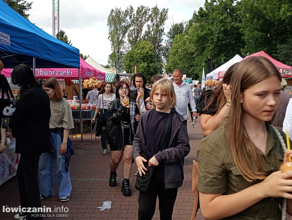 Biennale Folkloru i dużo rozrywki w Parku Błonie na Boże Ciało w Łowiczu