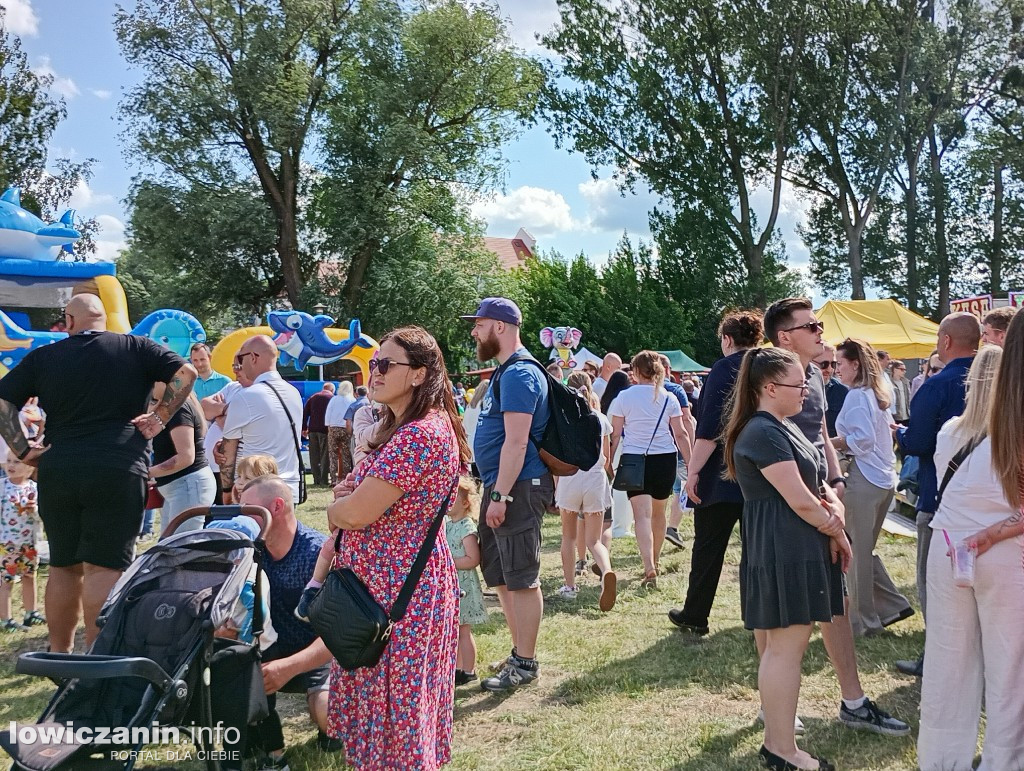 Biennale Folkloru i dużo rozrywki w Parku Błonie na Boże Ciało w Łowiczu
