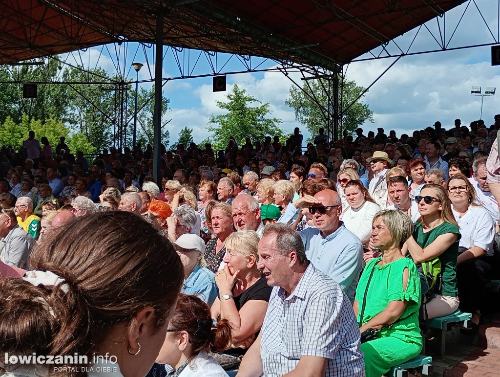 Biennale Folkloru i dużo rozrywki w Parku Błonie na Boże Ciało w Łowiczu