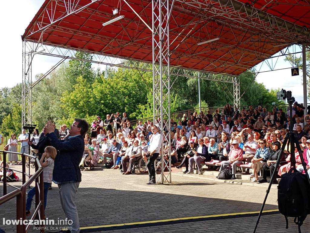 Biennale Folkloru i dużo rozrywki w Parku Błonie na Boże Ciało w Łowiczu