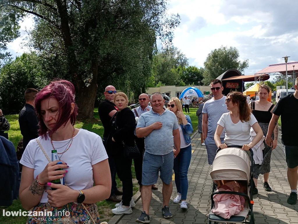 Biennale Folkloru i dużo rozrywki w Parku Błonie na Boże Ciało w Łowiczu