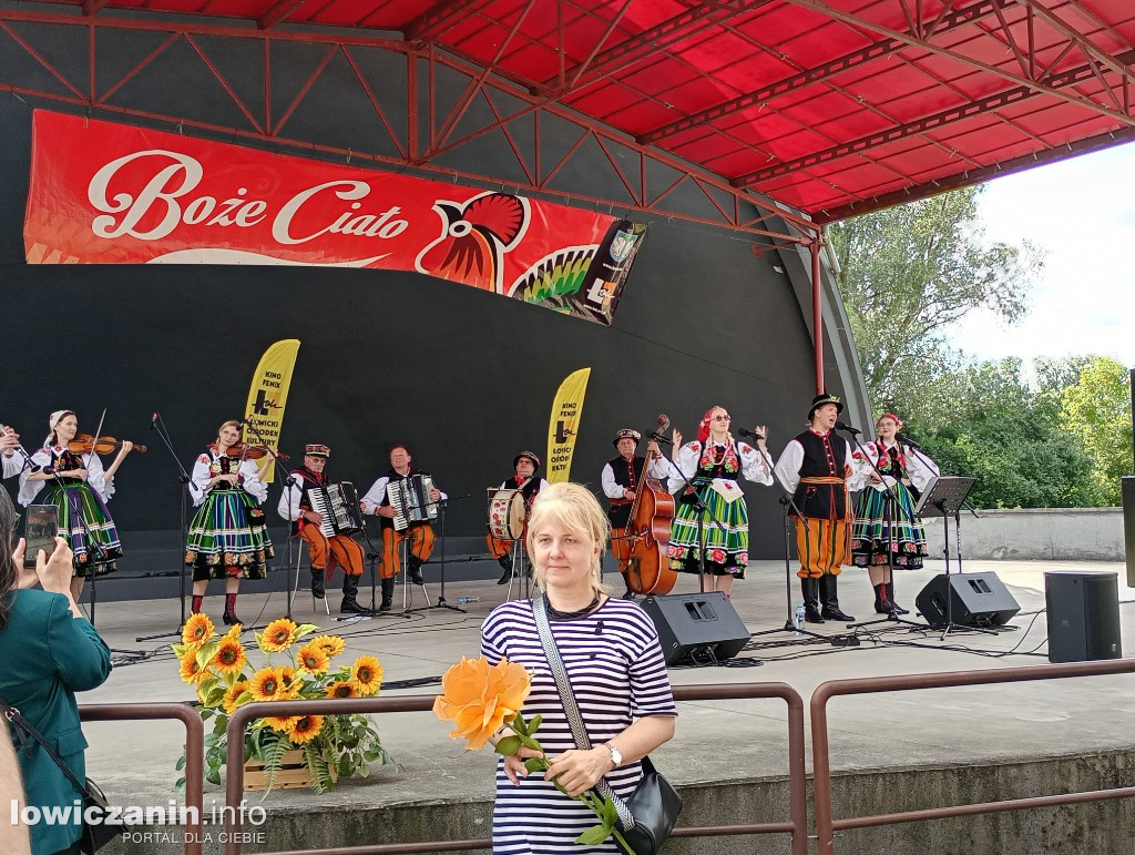 Biennale Folkloru i dużo rozrywki w Parku Błonie na Boże Ciało w Łowiczu