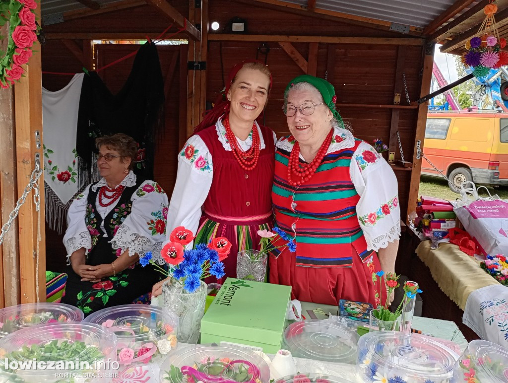 Biennale Folkloru i dużo rozrywki w Parku Błonie na Boże Ciało w Łowiczu
