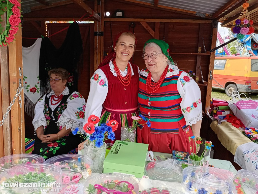 Biennale Folkloru i dużo rozrywki w Parku Błonie na Boże Ciało w Łowiczu