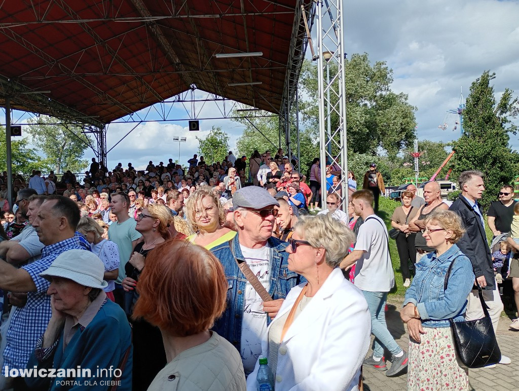 Biennale Folkloru i dużo rozrywki w Parku Błonie na Boże Ciało w Łowiczu