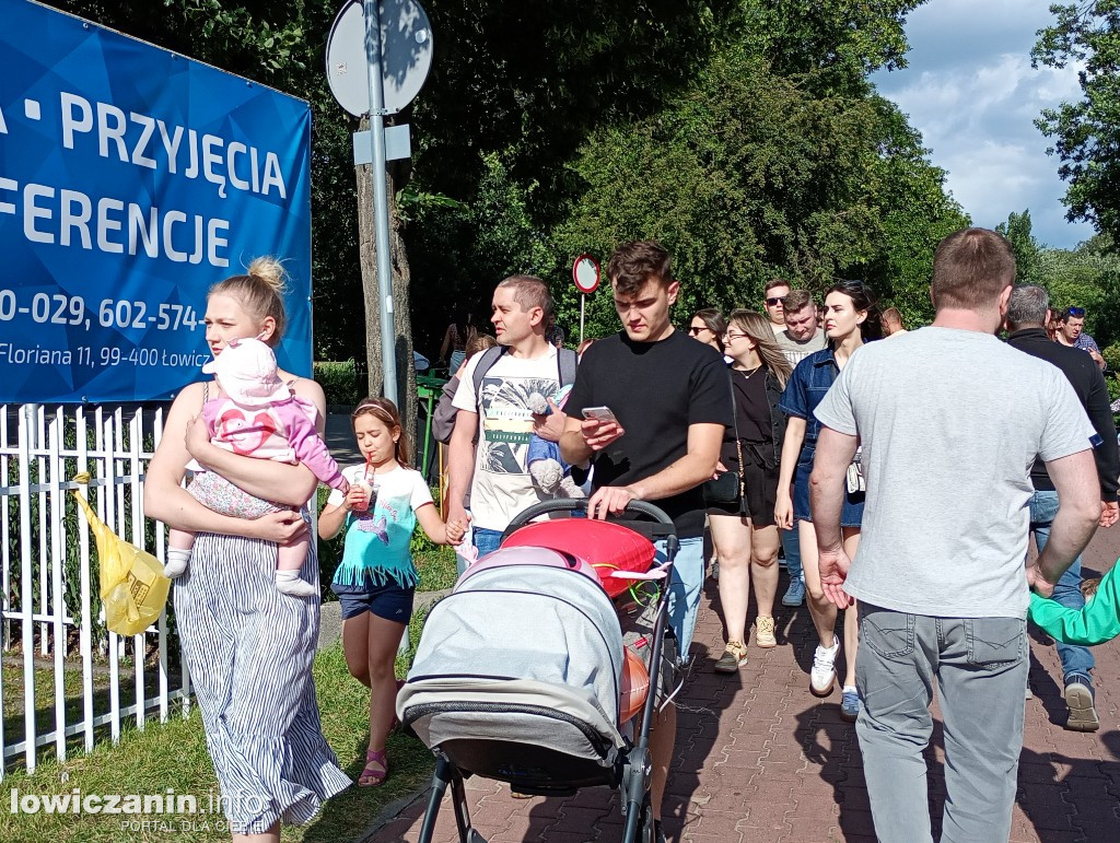 Biennale Folkloru i dużo rozrywki w Parku Błonie na Boże Ciało w Łowiczu