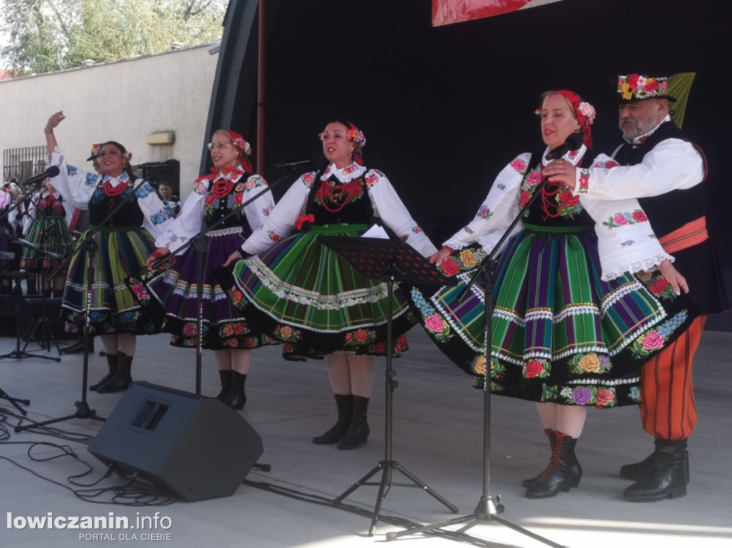 Biennale Folkloru i dużo rozrywki w Parku Błonie na Boże Ciało w Łowiczu