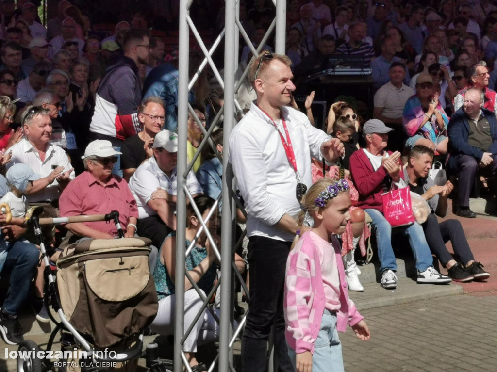 Biennale Folkloru i dużo rozrywki w Parku Błonie na Boże Ciało w Łowiczu