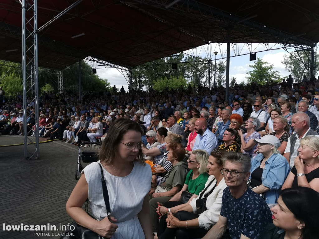 Biennale Folkloru i dużo rozrywki w Parku Błonie na Boże Ciało w Łowiczu