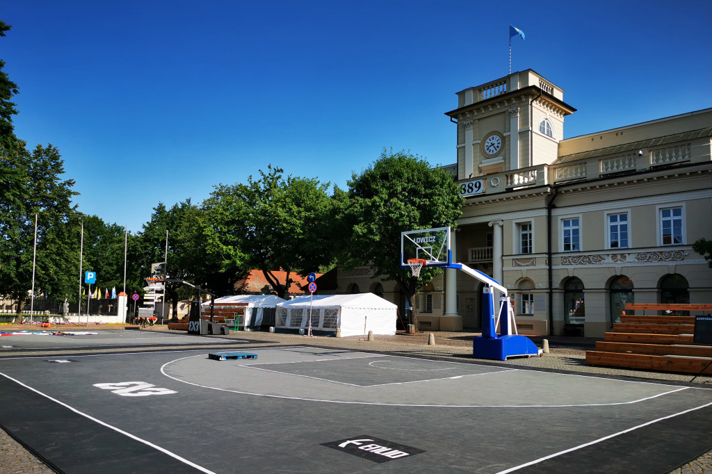Łowicz. Młodzieżowe Mistrzostwa Polski w Koszykówce 3x3