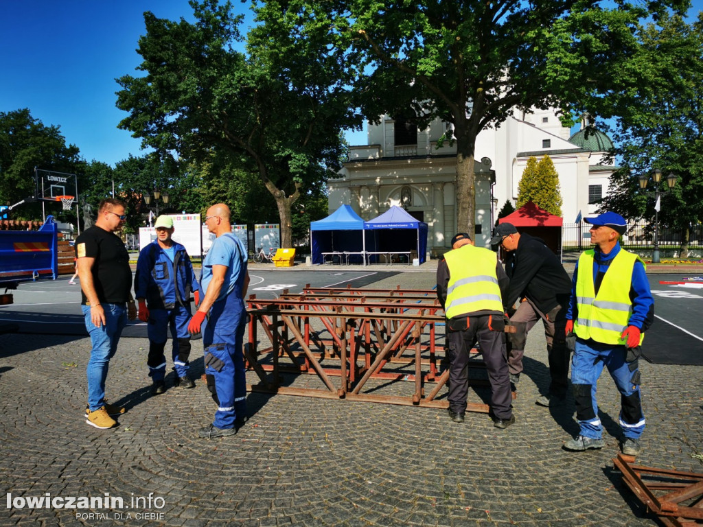 Łowicz. Młodzieżowe Mistrzostwa Polski w Koszykówce 3x3